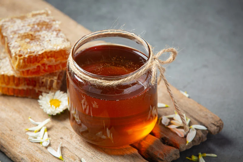 Precautions related to the harm and consumption of honey